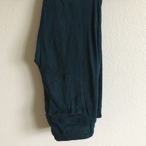 Old Navy Skinny Jeans Size 6. Rockstar fit.